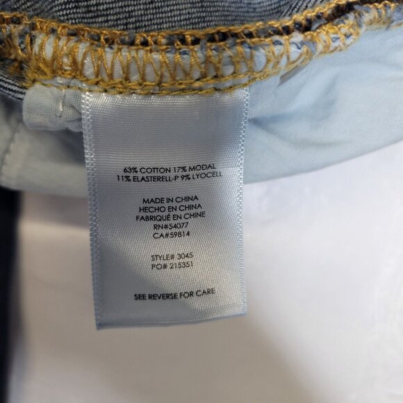 Cabi Jeans Women's Size 8 Jeans Slim Boyfriend Distressed - Picture 6 of 6